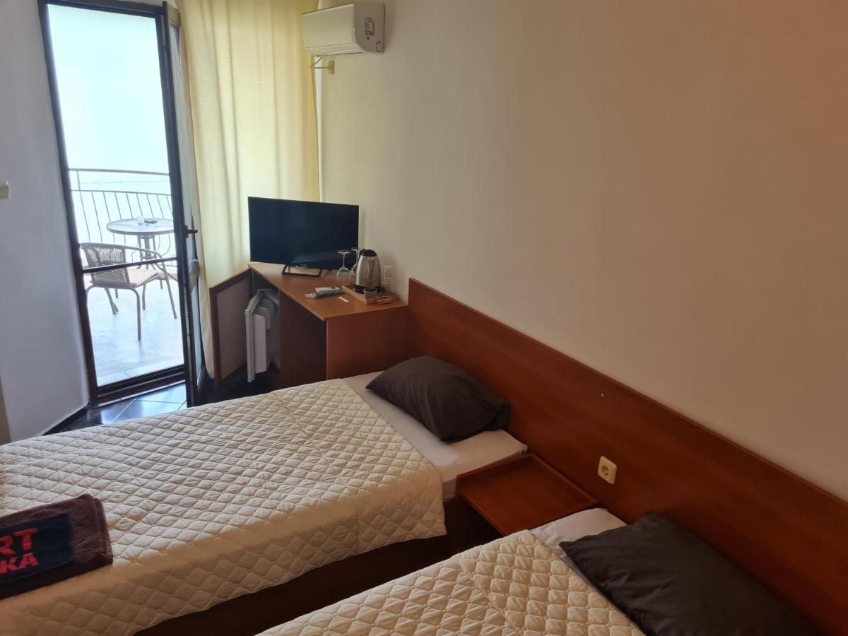 Алми Almi Hotel Szveti Vlasz Kültér fotó